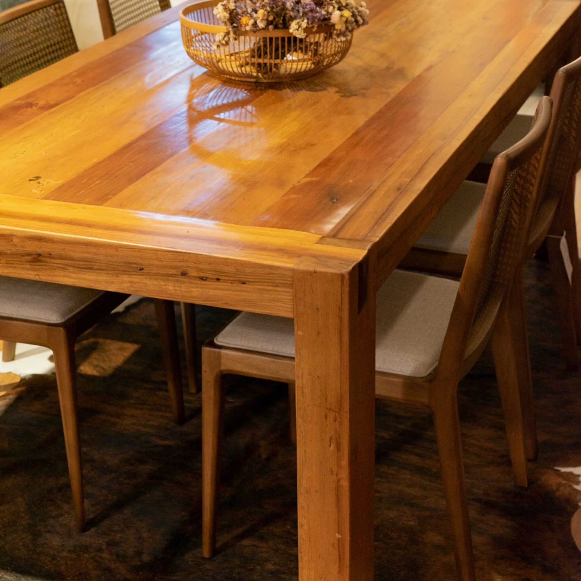 Mesa Jotabê