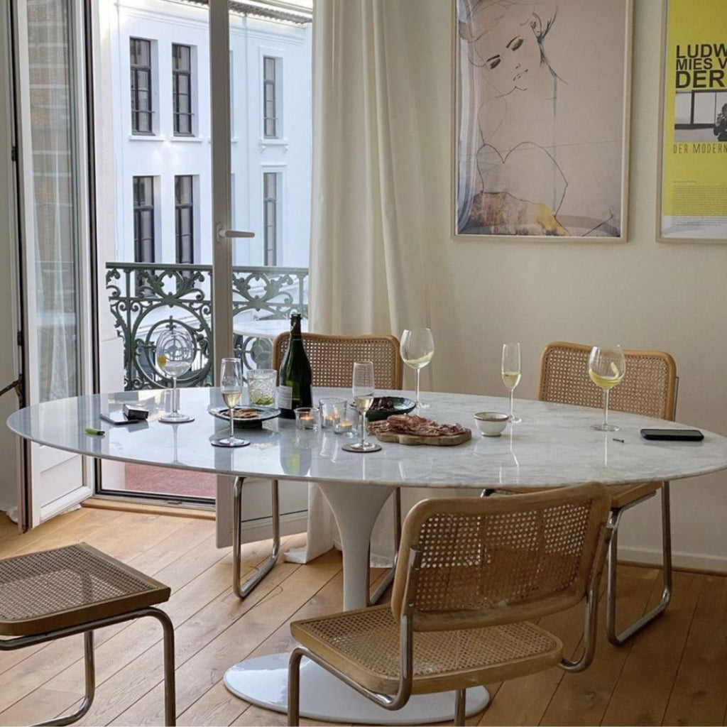 Mesa de Jantar Saarinen Oval
